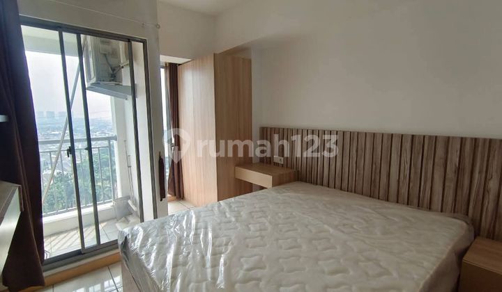 Selling at a loss: Mtown studio furnished opposite mall SMS Gading Serpong