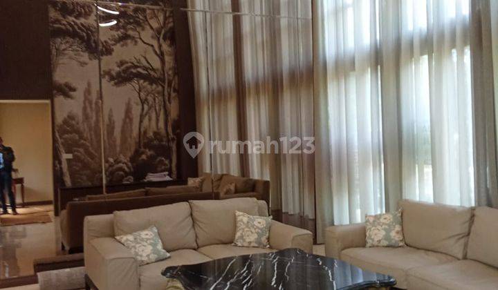 Disewakan rumah mewah full furnish di lancewood NAVAPARK BSDCITY 1