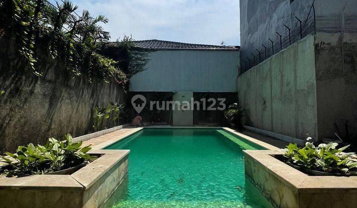 Rumah Terawat Tanah Besar Dikawsan Elit Jaksel Private Pool 2