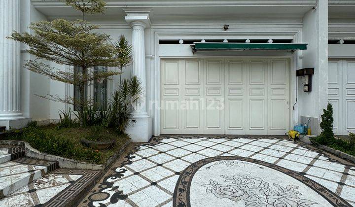 Rumah Modern Classic Dalam Komplek Selangkah Menuju Lapangan Golf 1