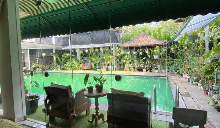 Rumah Ada Kolam Renang Kondisi Apik Terawat Bali View Cirendeu 2