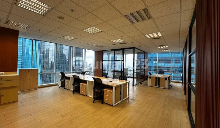 Disewakan Ruangan Full Furnish 90M2 di Menara Sun Life