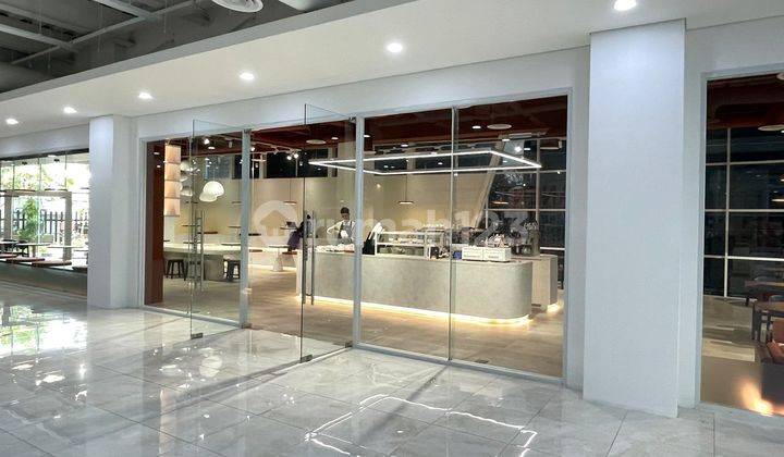 For Rent Semi Furnished 1600m2 Office Space in Seyeon Building, Lebak Bulus, South Jakarta