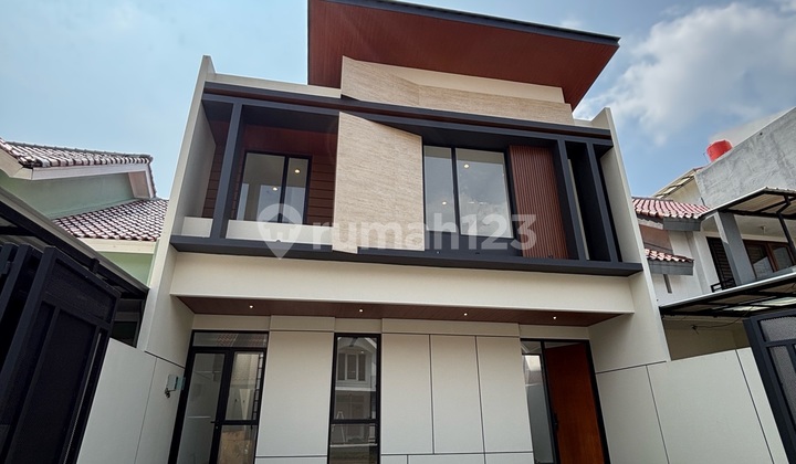 Rumah Metland Puri 2 Lantai Lokasi Strategis Rumah Metland Puri 2 Lantai Lokasi Strategis