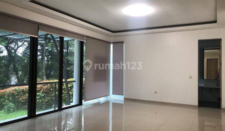 Di jual mura rumah besar dan asri di Bsd 1