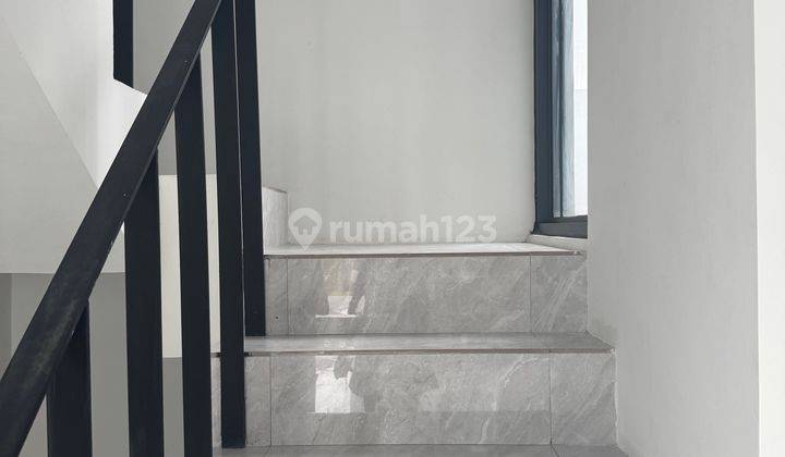 Murah Rumah 3 Lt Di Aether Bsd 2