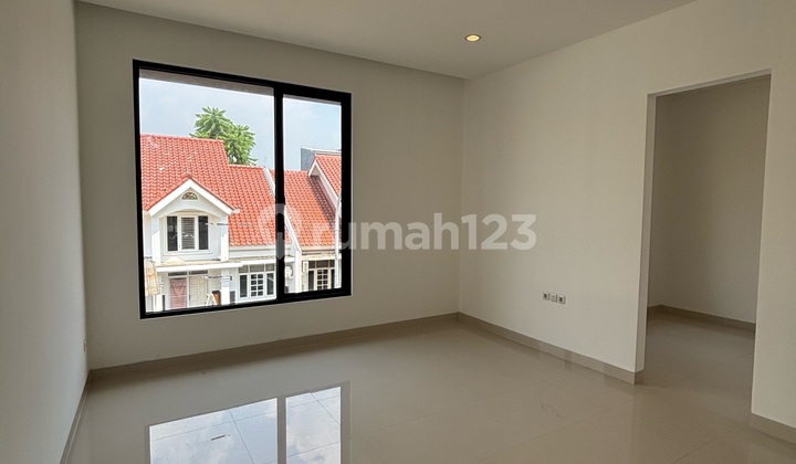 Rumah Metland Puri 2 Lantai Lokasi Strategis 2