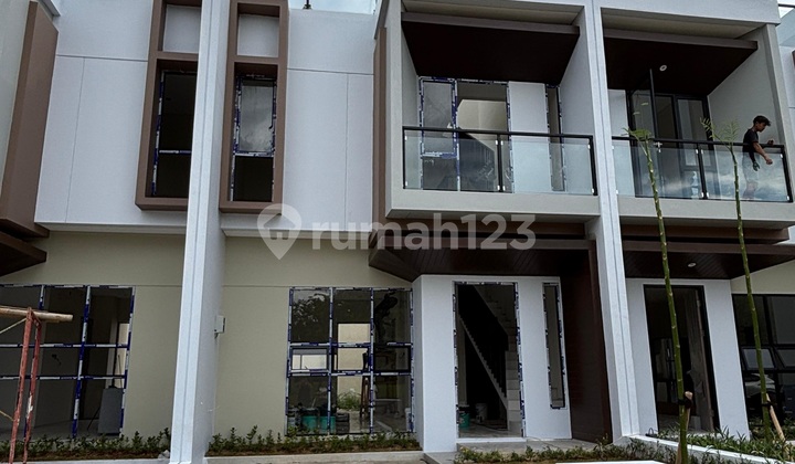 Rumah Baru Puri Botanical Langsung Exit Toll Di Jakarta Barat 1