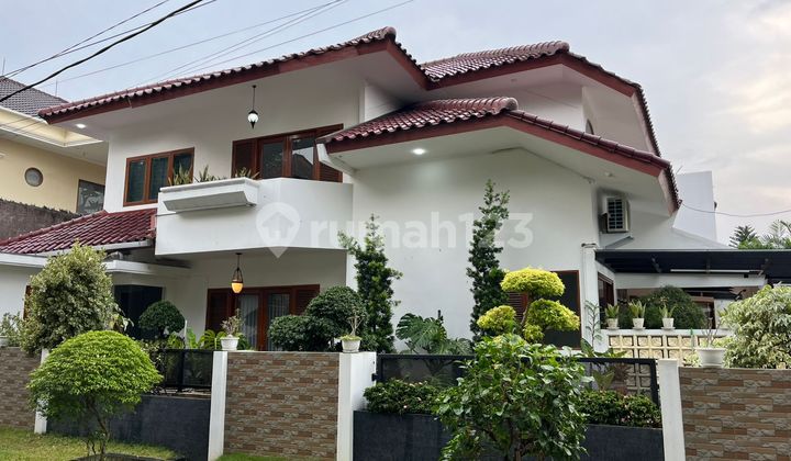 Rumah Mewah Cantik di Lebak Bulus Jakarta Selatan