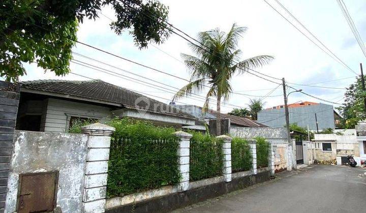 Rumah tua hitung Tanah di Ampera kemang 2