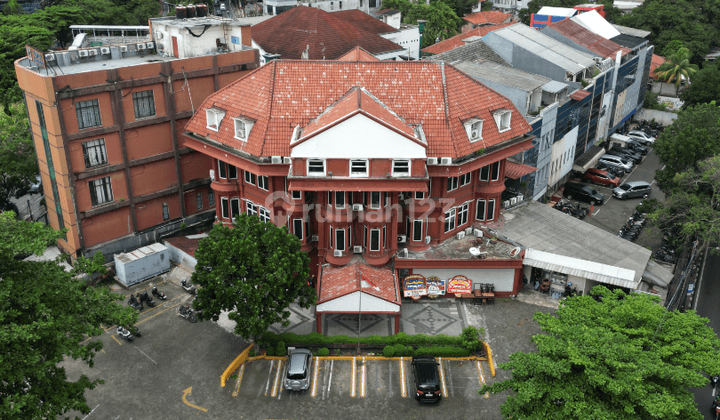 Gedung 4 Lantai Zona Komersial Di Pejaten  1