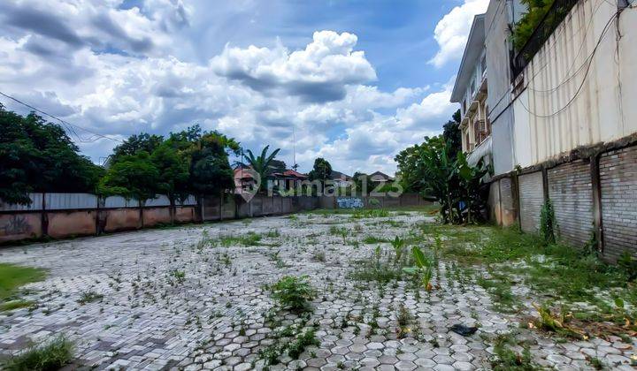 Tanah komersial Pinggir Jalan Raya Kemang mendekati NJOP