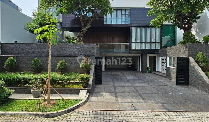 Turun Harga Simprug Golf Rumah Modern Tropical Dalam Komplek 1