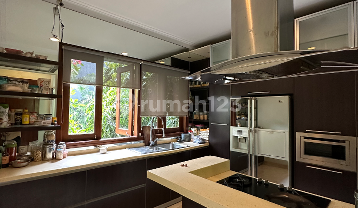 Luxury Home in a Townhouse at Lebak Bulus 2