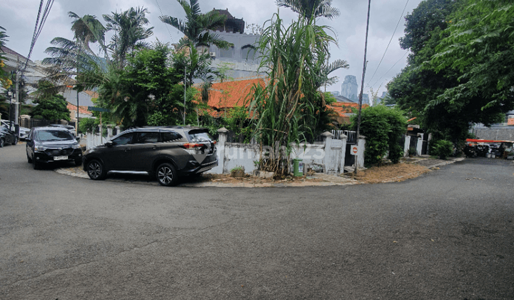 Prime Area Kebayoran Baru Rumah 1 Lantai 2