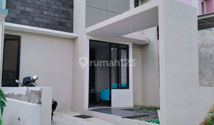 Dijual Rumah Modern Jalan Pandanwangi Area Sulfat, Malang 1