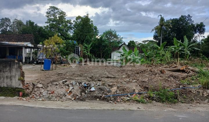 Tanah Pekarangan Dekat Dengan Candi Prambanan