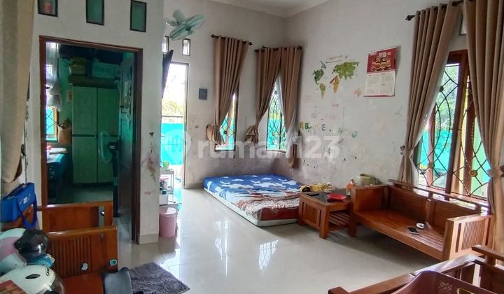 Ready-to-Occupy Hook House in the Center of Klaten City 2