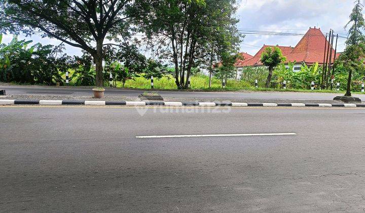 Tanah Strategis Pinggir Jalan Raya