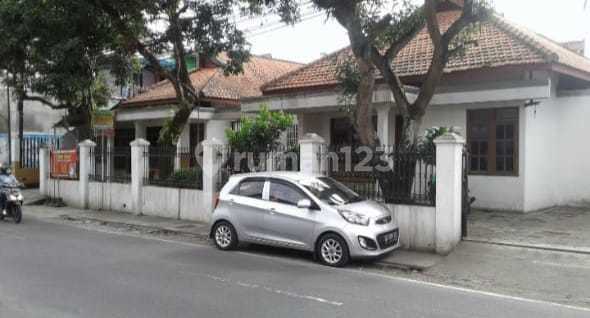 Rumah Kost Luas Lokasi Premium Dekat Kampus