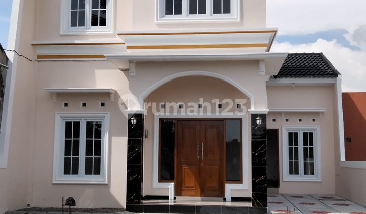 Rumah Baru 2 Lantai Siap Huni Klasik Modern Rumah Baru 2 Lantai Siap Huni Klasik Modern