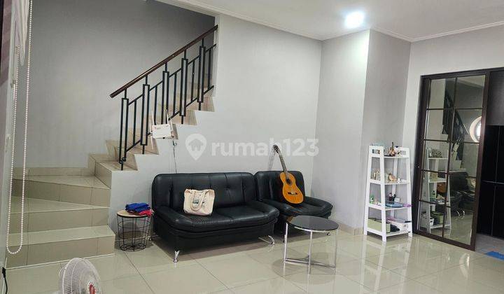 Dijual Rumah Green Lake City Dekat Jakarta Barat  2