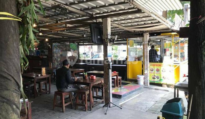 House for Sale Suitable for Cafe, Restaurant, Office, Warehouse Near Jl Riau 2