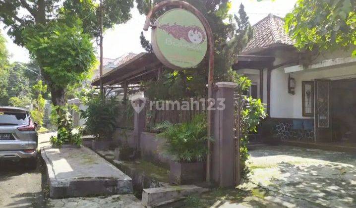 Rumah Lama Sayap Riau Terawat Lokasi Strategis Untuk Usaha  1