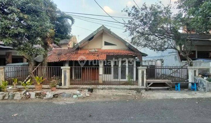 Dijual Rumah Lama Hitung Tanah Komplek Sukaluyu Bandung 2