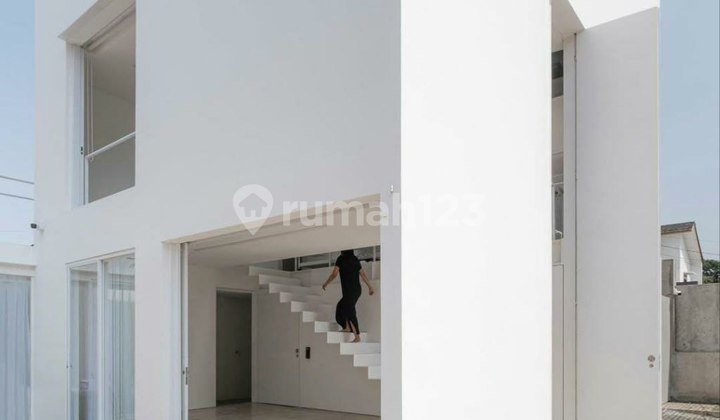 For Sale Nice Office House in Turangga Bandung For Sale Nice Office House in Turangga Bandung