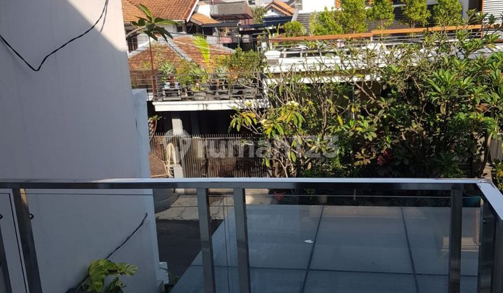 For Sale Good House Margahayu Raya 2 Floors Main Street 3 Cars 2