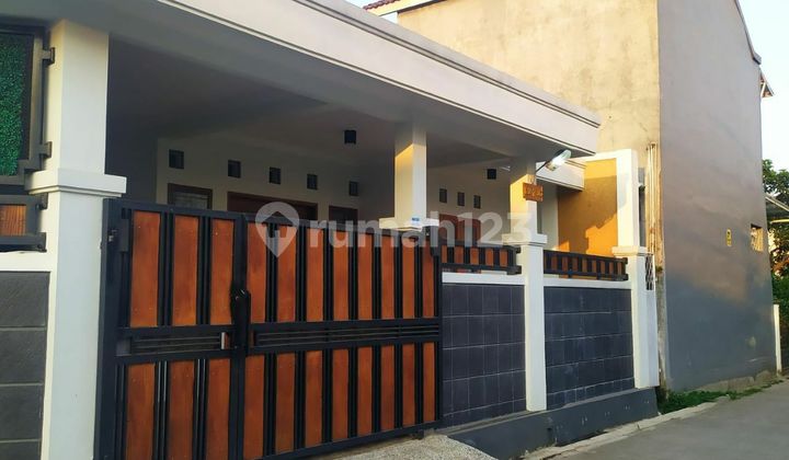 DIJUAL RUMAH Siap Huni Terawat di Margahayu Raya  2