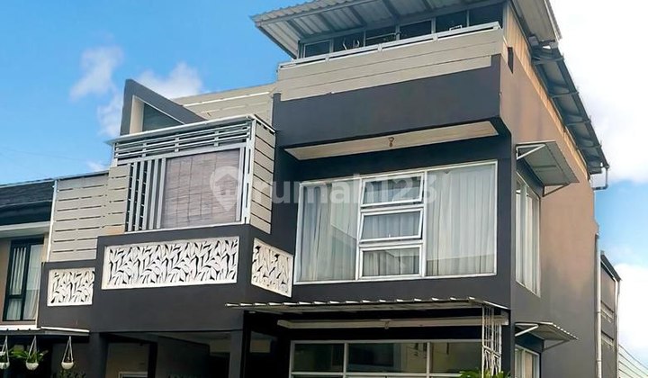 For Sale: Ready-to-Occupy Hook House in Buah Batu Square Complex