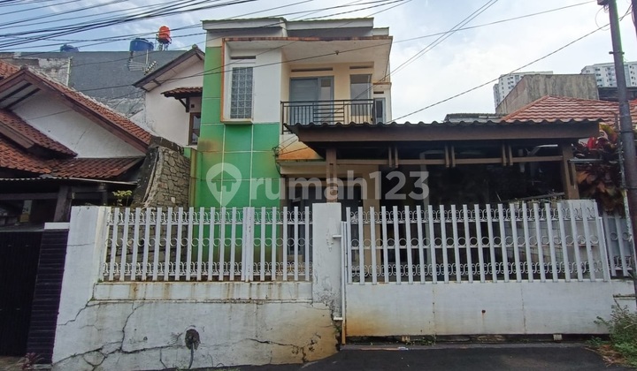 For Sale 2-Story House Sekelimus Batununggal Ready to Live In Cheap 2