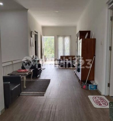 Semi-Furnished Ready-to-Occupy House in Batununggal, Bandung 2