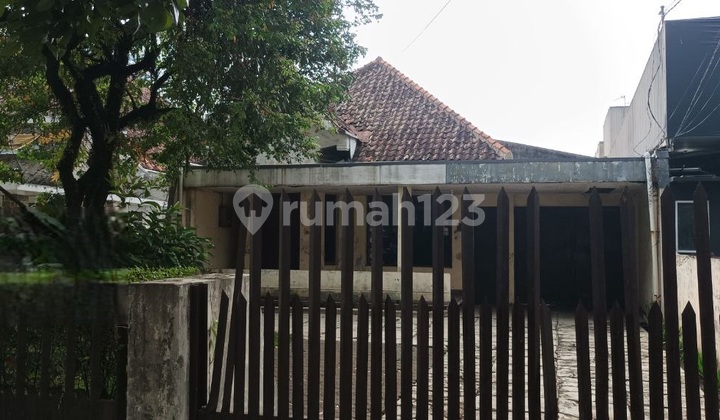 Rumah Hitung Tanah di Gatot Subroto Pusat Kota Bandung