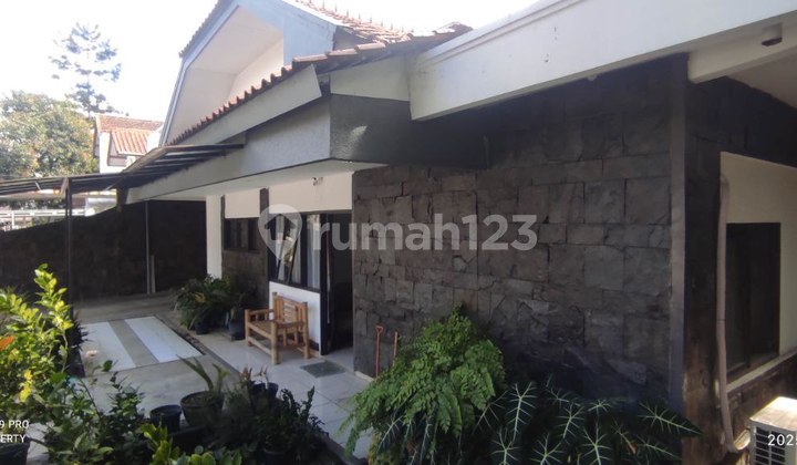 Rumah  terawat siap huni di sayap Buahbatu Lengkong Turangga