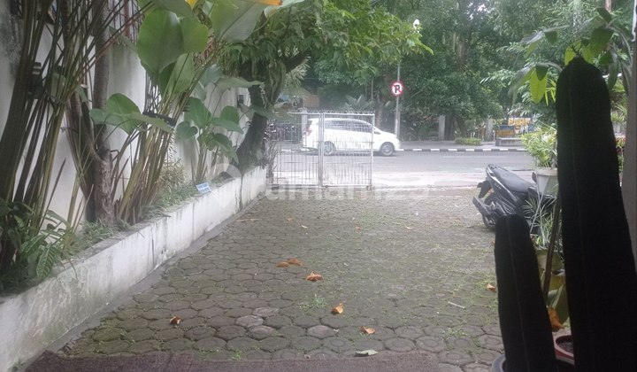 Prime Location! Properti Komersial Jl. Riau Bandung (Eks Hotel & Cafe)