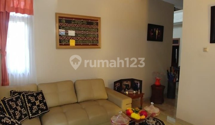 Ready-to-occupy Luxury House in Strategic Location Suryalaya Cijagra 2