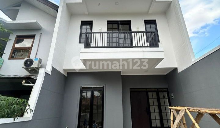 Rumah Baru siap huni Turangga Buah batu Bandung kota Rumah Baru siap huni Turangga Buah batu Bandung kota