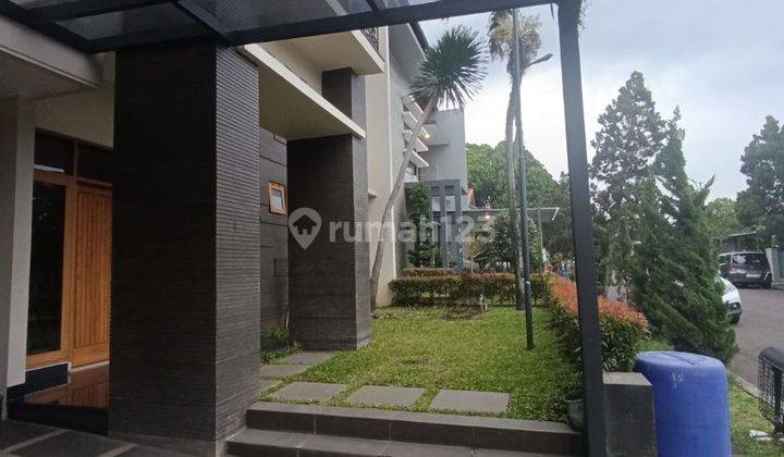 Rumah Mewah Lokasi Terbaik Singgasana Pradana Bandung 2