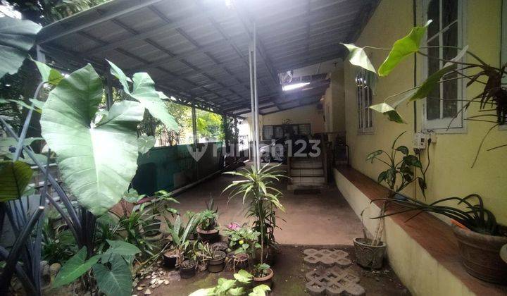 Rumah Lama Terawat Hitung Tanah Sayap Dago 2