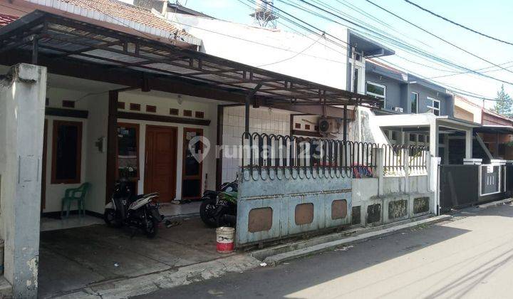 Rumah Lama Siap Huni di Area Kembar Bandung 2