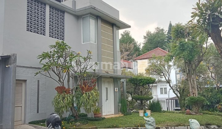 Rumah Bagus Murah Full Furnished Cluster One Gate di Cigadung 2