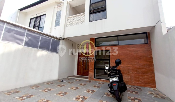 Rumah Baru 2 Lantai Margahayu Raya Dekat Metro