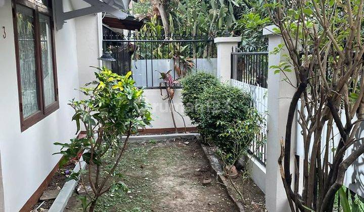 Rumah Siap Huni Terawat Dekat Metro Margahayu  2