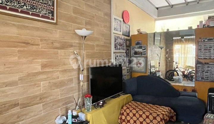 Well-Maintained House Ready to Occupy Margahayu Raya 2