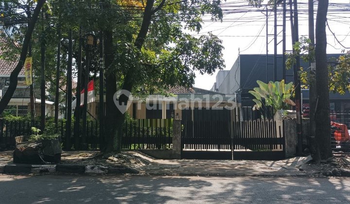Jual cepat rumah strategis bisa usaha di gatot subroto bandung Jual cepat rumah strategis bisa usaha di gatot subroto bandung