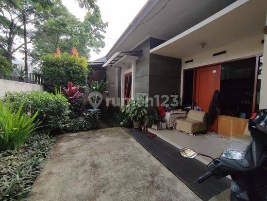 Rumah Terawat Sayap Burangrang Lokasi Bagus Bandung Kota 1