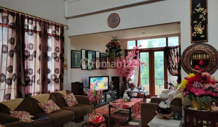 Rumah 2 Lantai Bagus di Resor Dago Pakar, Bandung 2